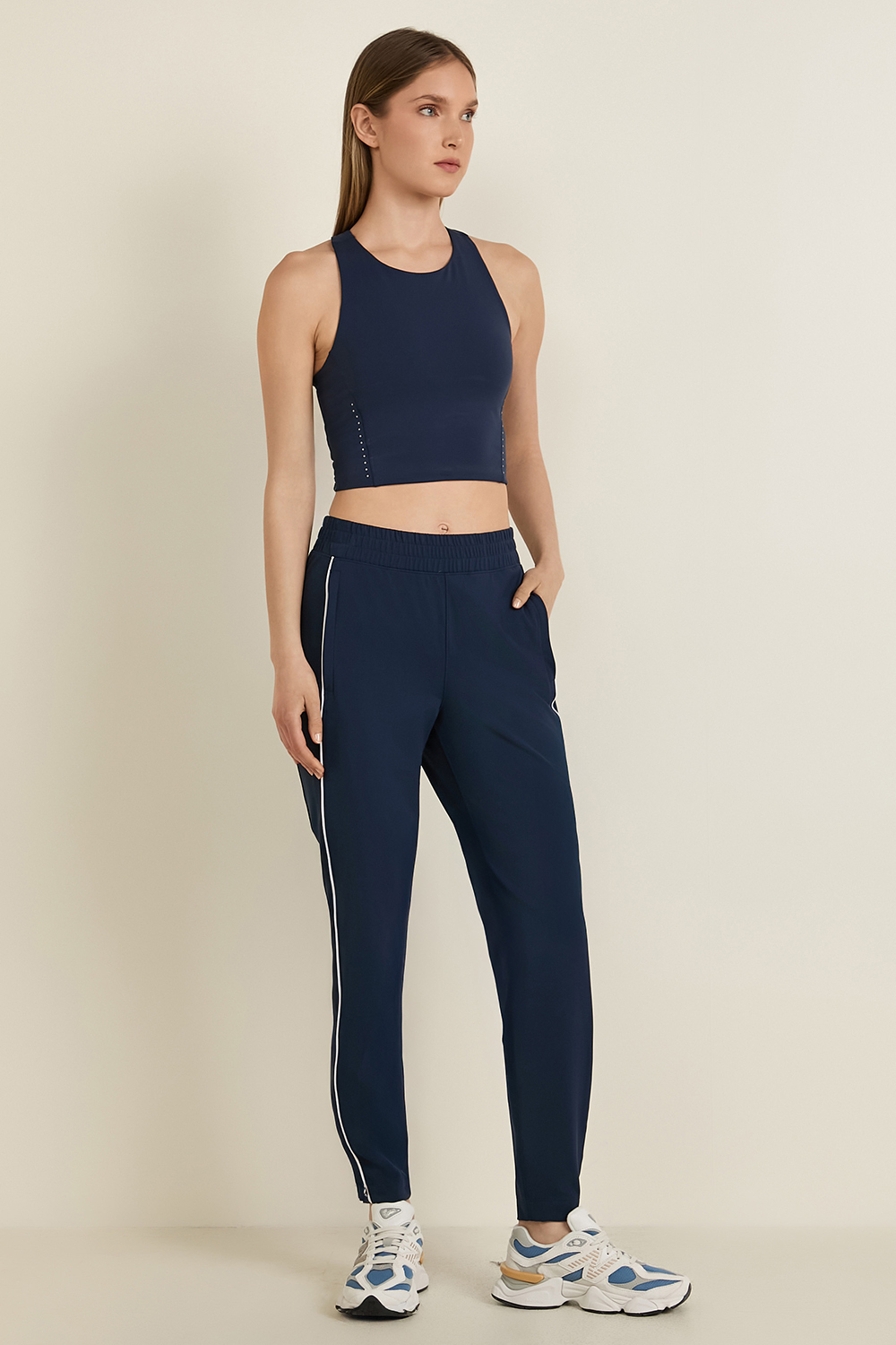 Swift Speed Cropped Tank Top